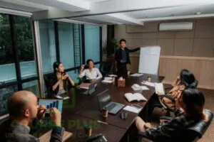 Mastering Meetings – A Complete Practical Guide to Meetings