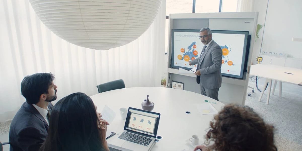 Maximizing-Your-Skills-The-Benefits-of-Accredited-Courses-for-Professional-Growth...