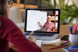 Build a Self Hosted Online Course With LifterLMS & WordPress