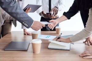 Write a Compelling Company Overview for Investors